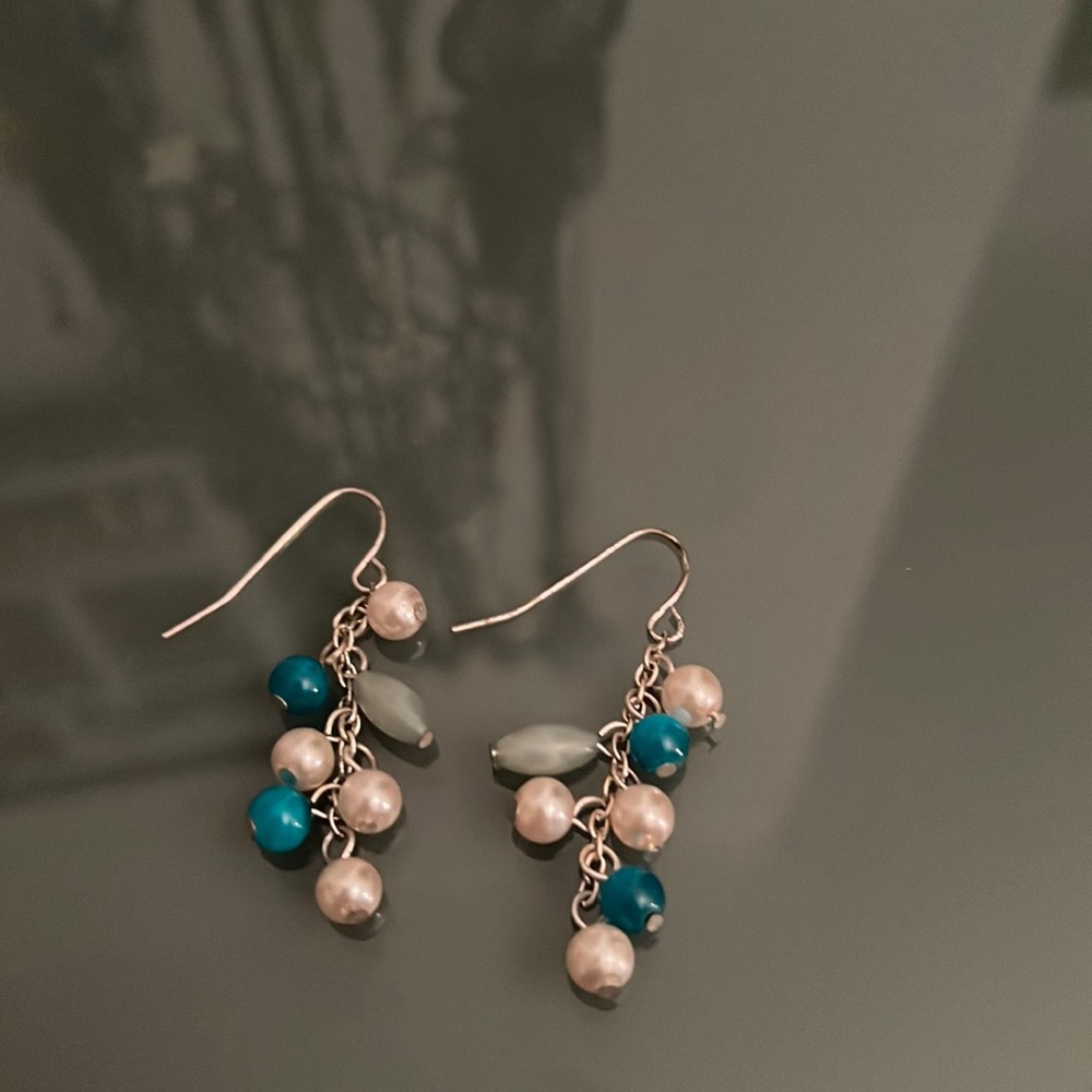 Blue/white dangle beaded earrings